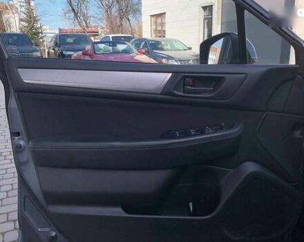 Субару Аутбек, объемом двигателя 2.5 л и пробегом 195 тыс. км за 12900 $, фото 6 на Automoto.ua