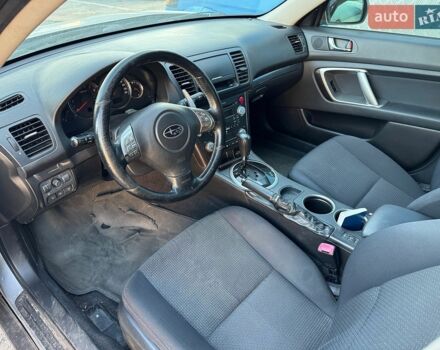 Субару Аутбек, об'ємом двигуна 2.5 л та пробігом 212 тис. км за 3500 $, фото 4 на Automoto.ua