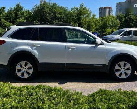 Субару Аутбек, об'ємом двигуна 2.5 л та пробігом 426 тис. км за 8500 $, фото 7 на Automoto.ua
