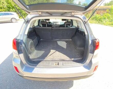 Субару Аутбек, объемом двигателя 2.46 л и пробегом 179 тыс. км за 8800 $, фото 1 на Automoto.ua