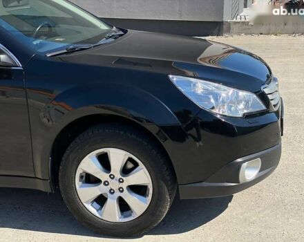 Субару Аутбек, объемом двигателя 2.5 л и пробегом 118 тыс. км за 10990 $, фото 5 на Automoto.ua