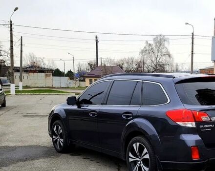 Субару Аутбек, объемом двигателя 2.5 л и пробегом 250 тыс. км за 10000 $, фото 6 на Automoto.ua