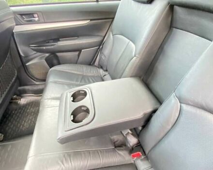 Субару Аутбек, объемом двигателя 2.46 л и пробегом 179 тыс. км за 8800 $, фото 20 на Automoto.ua