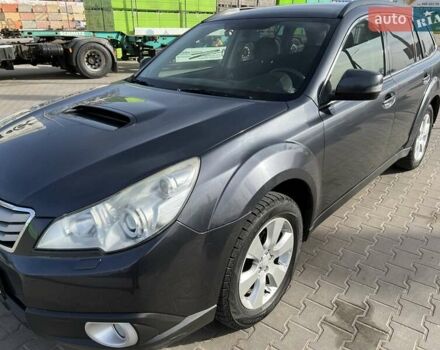 Субару Аутбек, объемом двигателя 2 л и пробегом 285 тыс. км за 11200 $, фото 5 на Automoto.ua