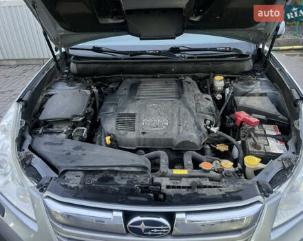 Субару Аутбек, объемом двигателя 2 л и пробегом 168 тыс. км за 11100 $, фото 13 на Automoto.ua