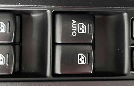 Субару Аутбек, об'ємом двигуна 2 л та пробігом 180 тис. км за 11150 $, фото 15 на Automoto.ua