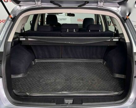 Субару Аутбек, об'ємом двигуна 2 л та пробігом 180 тис. км за 11150 $, фото 4 на Automoto.ua