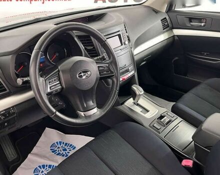 Субару Аутбек, об'ємом двигуна 2 л та пробігом 180 тис. км за 11150 $, фото 5 на Automoto.ua