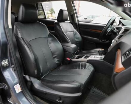 Субару Аутбек, объемом двигателя 2.5 л и пробегом 155 тыс. км за 12500 $, фото 9 на Automoto.ua