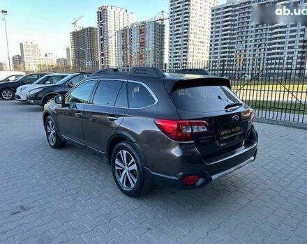 Субару Аутбек, объемом двигателя 2.5 л и пробегом 174 тыс. км за 21500 $, фото 4 на Automoto.ua
