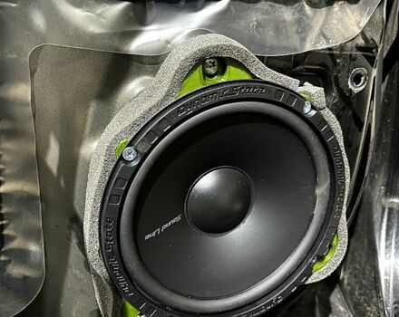 Субару Аутбек, об'ємом двигуна 2 л та пробігом 190 тис. км за 10000 $, фото 6 на Automoto.ua