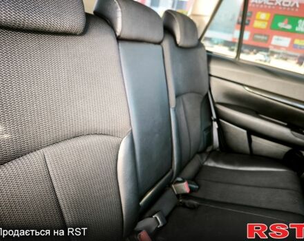 Субару Аутбек, об'ємом двигуна 2 л та пробігом 230 тис. км за 9500 $, фото 7 на Automoto.ua