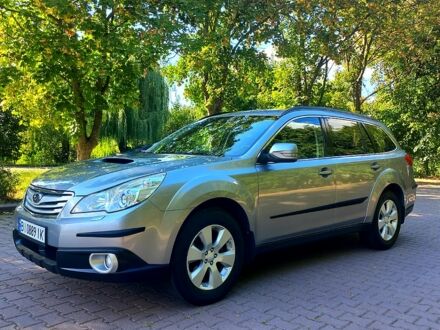 Субару Аутбек, объемом двигателя 2 л и пробегом 261 тыс. км за 8900 $, фото 1 на Automoto.ua