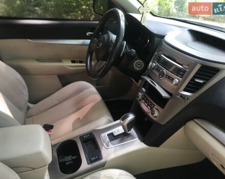 Жовтий Субару Аутбек, об'ємом двигуна 2.46 л та пробігом 300 тис. км за 7000 $, фото 18 на Automoto.ua