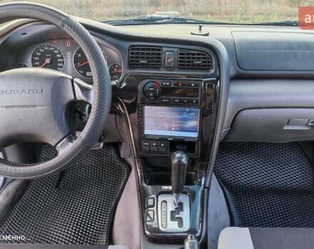 Субару Аутбек 2002 у Одесі на Automoto.ua Сірий Субару Аутбек, об'ємом двигуна 2.5 л та пробігом 330 тис. км за 4950 $, фото 21 на Automoto.ua