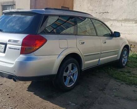 Серый Субару Аутбек, объемом двигателя 2.5 л и пробегом 308 тыс. км за 5300 $, фото 4 на Automoto.ua