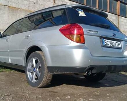 Серый Субару Аутбек, объемом двигателя 2.5 л и пробегом 308 тыс. км за 5300 $, фото 5 на Automoto.ua