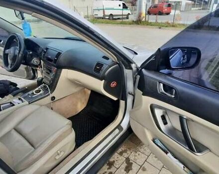 Серый Субару Аутбек, объемом двигателя 3 л и пробегом 200 тыс. км за 5500 $, фото 11 на Automoto.ua