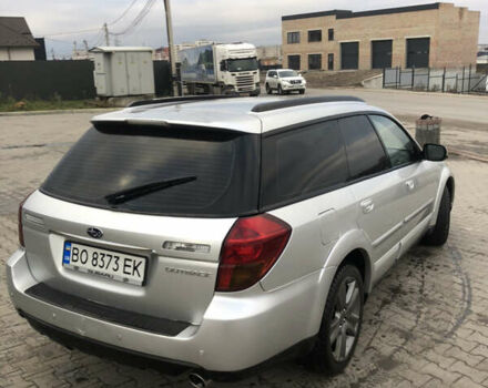 Серый Субару Аутбек, объемом двигателя 3 л и пробегом 280 тыс. км за 6000 $, фото 3 на Automoto.ua