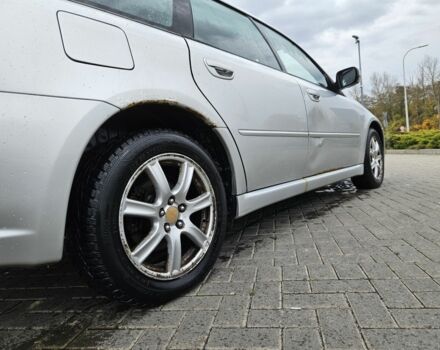 Серый Субару Аутбек, объемом двигателя 2 л и пробегом 350 тыс. км за 2400 $, фото 5 на Automoto.ua