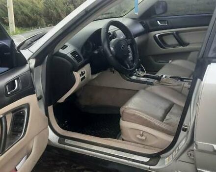 Серый Субару Аутбек, объемом двигателя 3 л и пробегом 200 тыс. км за 5500 $, фото 15 на Automoto.ua