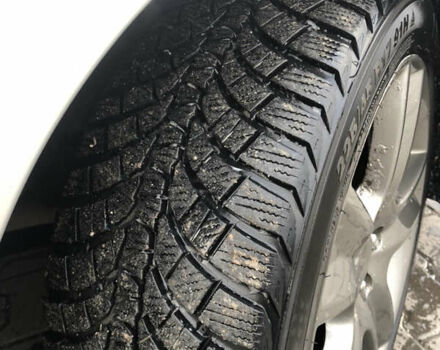 Серый Субару Аутбек, объемом двигателя 3 л и пробегом 280 тыс. км за 6000 $, фото 2 на Automoto.ua