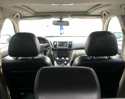 Серый Субару Аутбек, объемом двигателя 3 л и пробегом 280 тыс. км за 6000 $, фото 9 на Automoto.ua