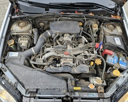 Серый Субару Аутбек, объемом двигателя 2 л и пробегом 350 тыс. км за 2400 $, фото 19 на Automoto.ua