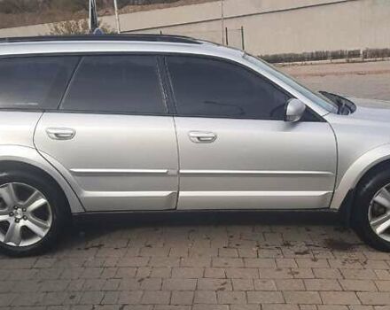 Серый Субару Аутбек, объемом двигателя 3 л и пробегом 200 тыс. км за 5500 $, фото 1 на Automoto.ua