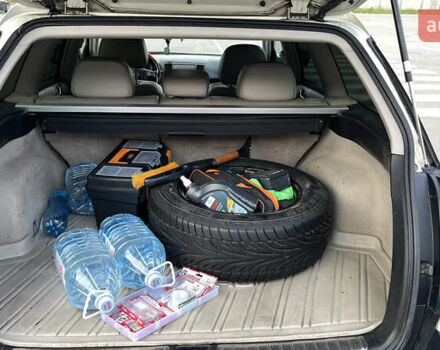 Серый Субару Аутбек, объемом двигателя 2.99 л и пробегом 280 тыс. км за 5700 $, фото 24 на Automoto.ua