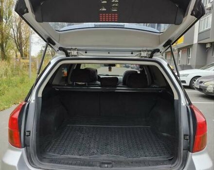 Сірий Субару Аутбек, об'ємом двигуна 2.46 л та пробігом 375 тис. км за 6000 $, фото 23 на Automoto.ua