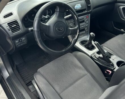 Серый Субару Аутбек, объемом двигателя 2.5 л и пробегом 280 тыс. км за 3000 $, фото 5 на Automoto.ua