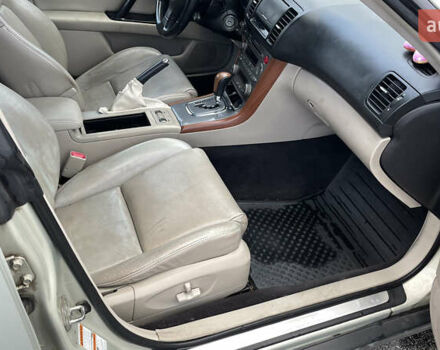 Сірий Субару Аутбек, об'ємом двигуна 2.99 л та пробігом 280 тис. км за 5200 $, фото 30 на Automoto.ua