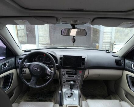 Серый Субару Аутбек, объемом двигателя 3 л и пробегом 260 тыс. км за 5800 $, фото 5 на Automoto.ua