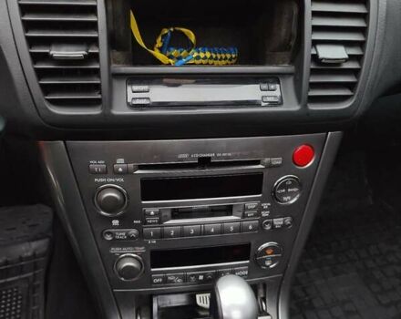 Сірий Субару Аутбек, об'ємом двигуна 2.46 л та пробігом 375 тис. км за 6000 $, фото 17 на Automoto.ua