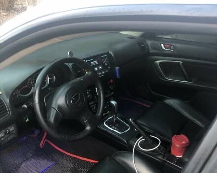 Серый Субару Аутбек, объемом двигателя 2.5 л и пробегом 322 тыс. км за 6500 $, фото 5 на Automoto.ua