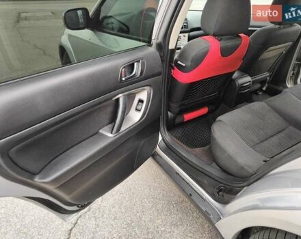 Серый Субару Аутбек, объемом двигателя 2.46 л и пробегом 285 тыс. км за 5900 $, фото 11 на Automoto.ua