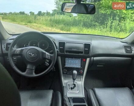 Серый Субару Аутбек, объемом двигателя 2.5 л и пробегом 230 тыс. км за 4700 $, фото 16 на Automoto.ua