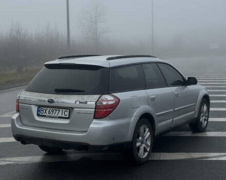 Серый Субару Аутбек, объемом двигателя 2.5 л и пробегом 243 тыс. км за 5200 $, фото 3 на Automoto.ua