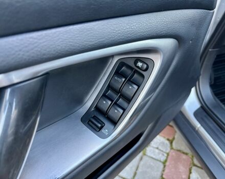 Серый Субару Аутбек, объемом двигателя 2.5 л и пробегом 245 тыс. км за 6350 $, фото 14 на Automoto.ua