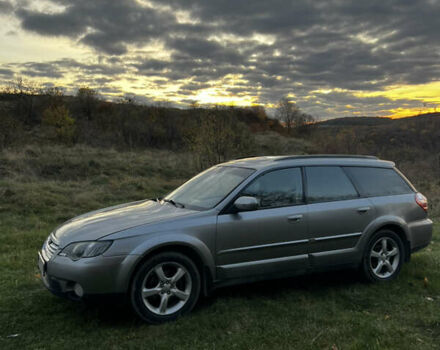 Серый Субару Аутбек, объемом двигателя 2.5 л и пробегом 280 тыс. км за 6100 $, фото 1 на Automoto.ua