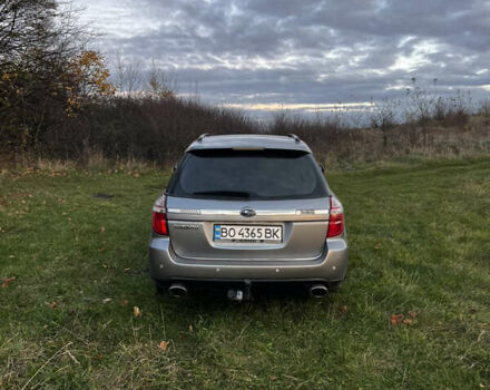 Серый Субару Аутбек, объемом двигателя 2.5 л и пробегом 280 тыс. км за 6100 $, фото 3 на Automoto.ua