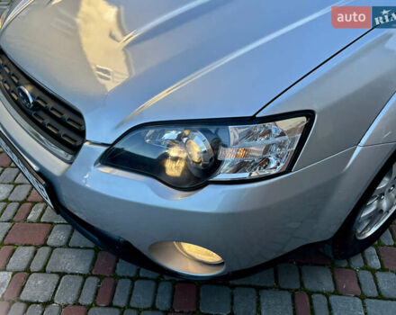 Серый Субару Аутбек, объемом двигателя 2.5 л и пробегом 245 тыс. км за 6350 $, фото 3 на Automoto.ua