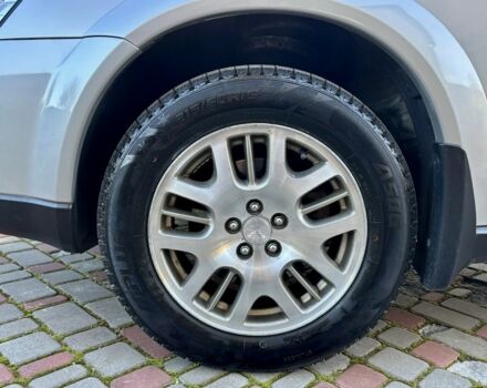 Серый Субару Аутбек, объемом двигателя 2.5 л и пробегом 245 тыс. км за 6350 $, фото 4 на Automoto.ua