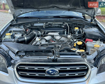 Серый Субару Аутбек, объемом двигателя 2.5 л и пробегом 245 тыс. км за 6350 $, фото 30 на Automoto.ua