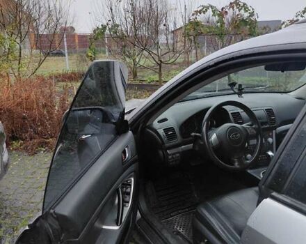 Сірий Субару Аутбек, об'ємом двигуна 2.5 л та пробігом 248 тис. км за 6500 $, фото 4 на Automoto.ua