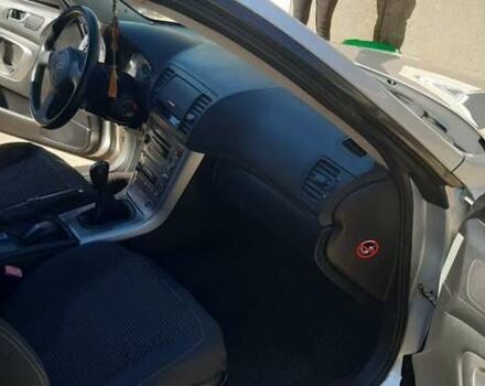 Сірий Субару Аутбек, об'ємом двигуна 2.5 л та пробігом 150 тис. км за 6498 $, фото 10 на Automoto.ua