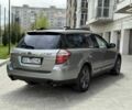 Серый Субару Аутбек, объемом двигателя 2.5 л и пробегом 235 тыс. км за 6300 $, фото 2 на Automoto.ua