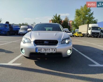 Сірий Субару Аутбек, об'ємом двигуна 2.5 л та пробігом 253 тис. км за 6500 $, фото 1 на Automoto.ua