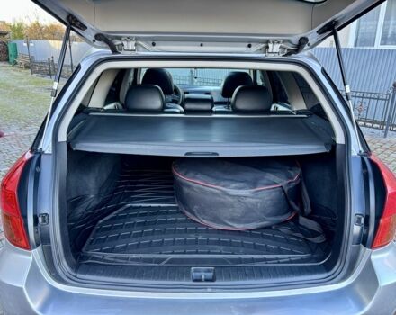 Серый Субару Аутбек, объемом двигателя 2.5 л и пробегом 245 тыс. км за 6350 $, фото 21 на Automoto.ua